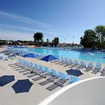Mobil 6 A 8 Personnes Camping Vagues Oceanes L'elysee * 勒格罗-迪鲁瓦