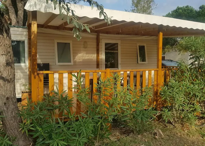 Camping Mobil 6 à 8 Personnes Camping Plein Air Odalys L'elysée Le Grau-du-Roi
